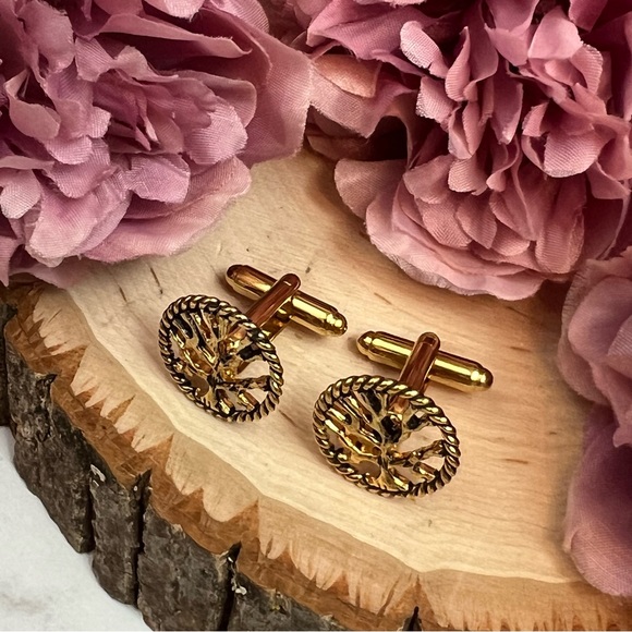 Twisted Antiqued Gold Tree of Life Cufflinks - Picture 6 of 16